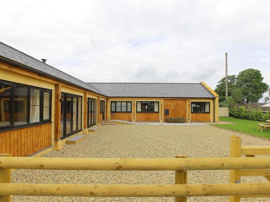 Park Stables Villa Wyck Rissington Exteriör bild